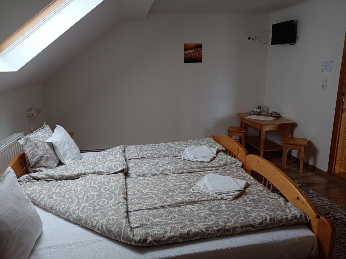 Narcisz B&B 코룬드 외부 사진